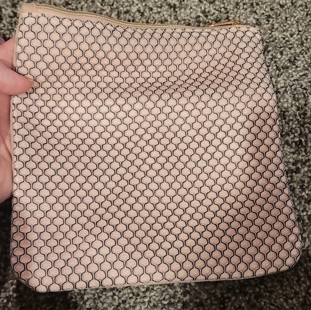 Dusty Pink Fold Over Mar 2017 Ipsy Bag NWOT